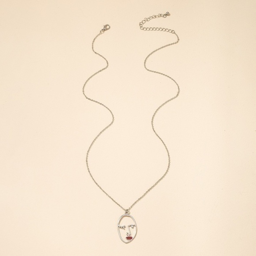 3/$30 🤍 Abstract Face Necklace